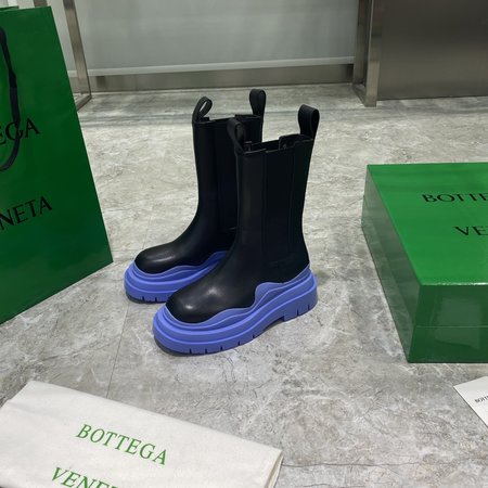 Bottega Veneta Color outsole leather boots