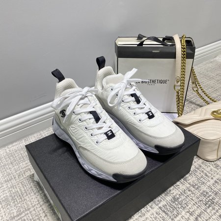 Chanel CC logo color stitching sneakers