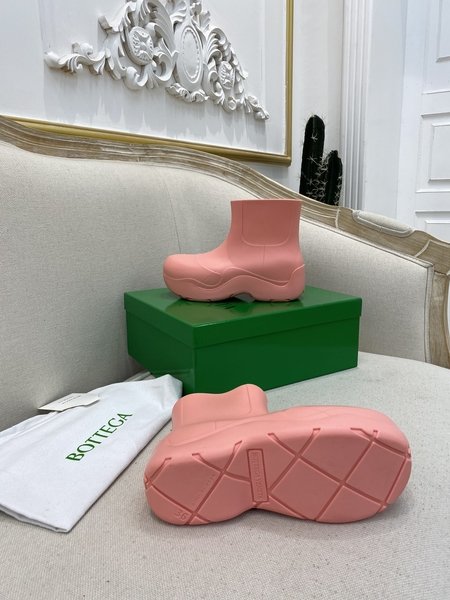 Bottega Veneta rain boots