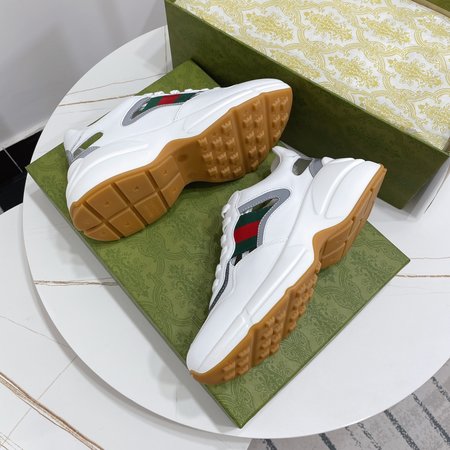 Gucci Top version GG sneakers