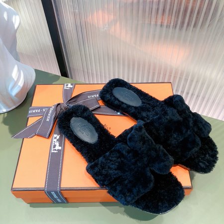 Hermes Teddy Oran wool slippers