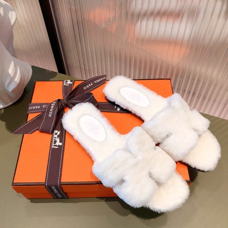 Hermes Teddy Oran wool slippers