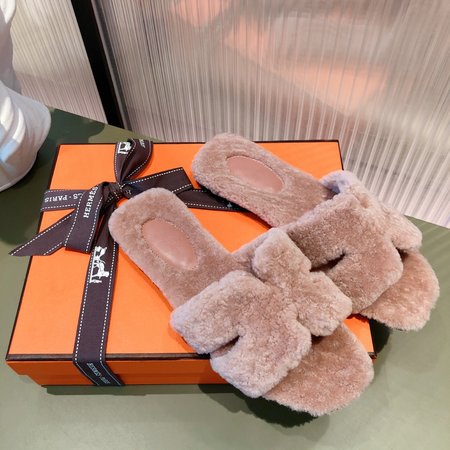 Hermes Teddy Oran wool slippers