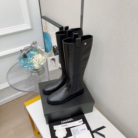 Chanel Knight s boots camellia metal logo calfskin lining: lambskin heel height: 3cm