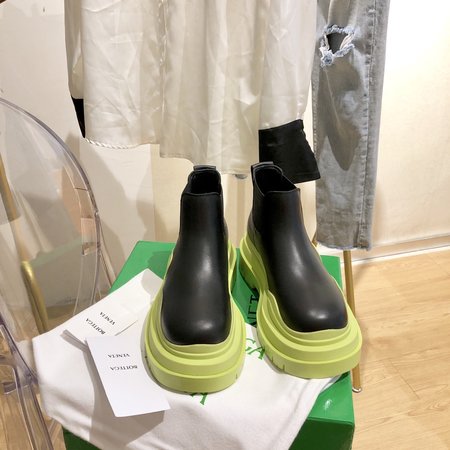 Bottega Veneta Color sole boots