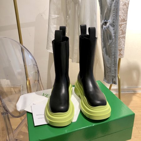 Bottega Veneta Color sole boots