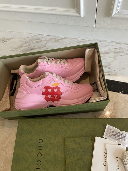 Gucci Rhyton Sneakers