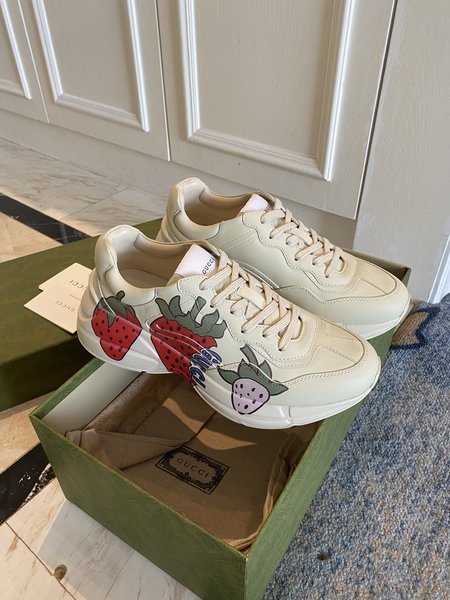 Gucci Rhyton Sneakers