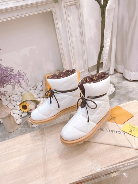 Louis Vuitton Snow boots Monogram