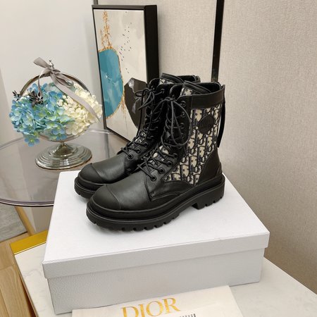 Dior Lace-up embroidered cloth martin boots