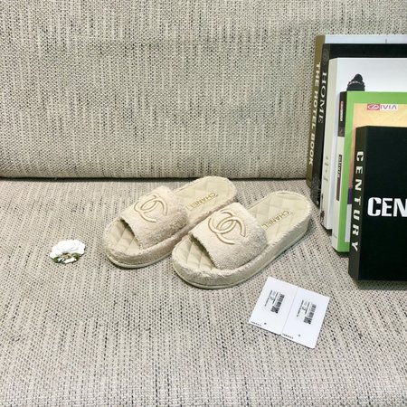 Chanel Towel slippers sheepskin lining