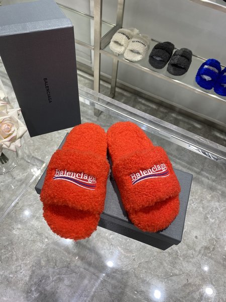 Balenciaga Political CamPaiGn Fur Slippers