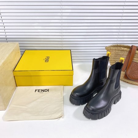 Fendi Elastic webbing platform ankle boots