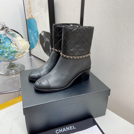 Chanel Chain rhombus thick heel short boots CC embroidered logo heel height: 5.5cm