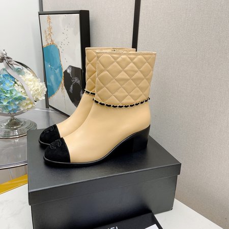 Chanel Chain rhombus thick heel short boots CC embroidered logo heel height: 5.5cm