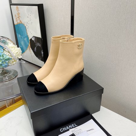 Chanel Thick heel short boots with height: 5.5cm