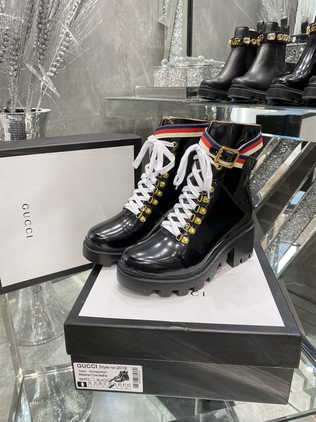 Gucci Platform ankle boots top layer cowhide GG