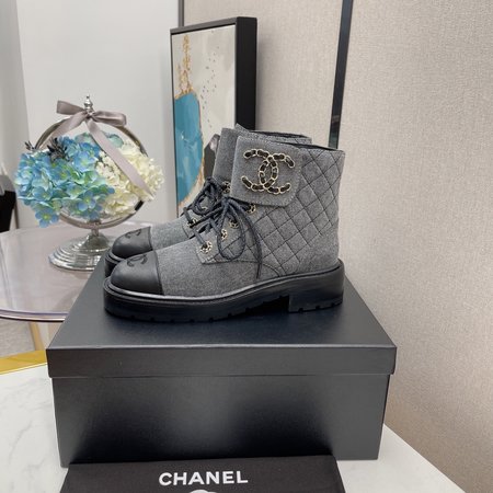 Chanel Lace-up ankle boots rhombus chain CC big logo calfskin/wool cloth/denim lining sheep skin