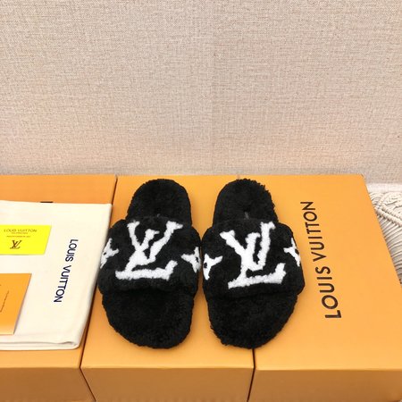 Louis Vuitton Teddy bear fur slippers lamb wool