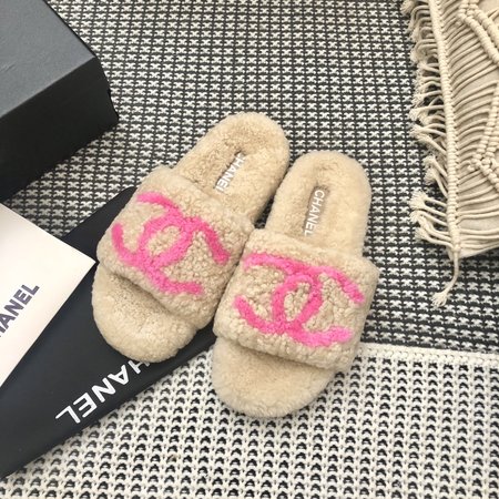 Chanel Wool slippers lamb wool