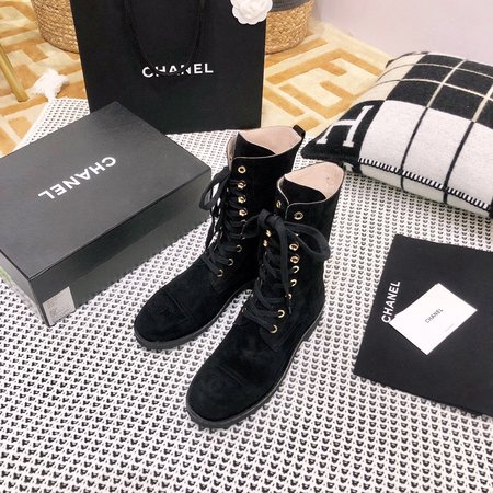 Chanel Boots calfskin/patent leather