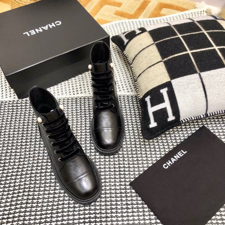 Chanel Short boots black and white leather upper with inner LogoGo high heel 3.5cm