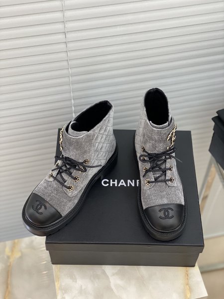 Chanel Chain buckle embellished diamond short boots