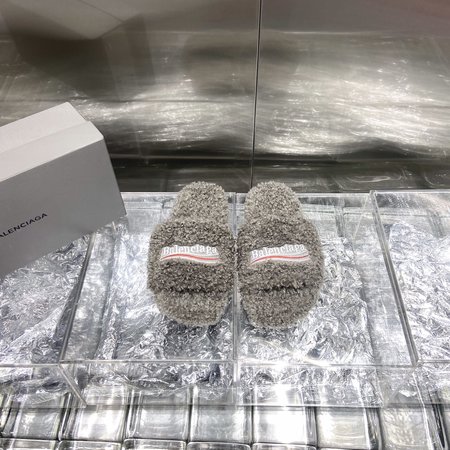 Balenciaga Logo embroidered wool slippers