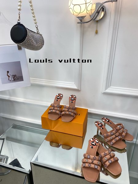 Louis Vuitton noble ankle boots