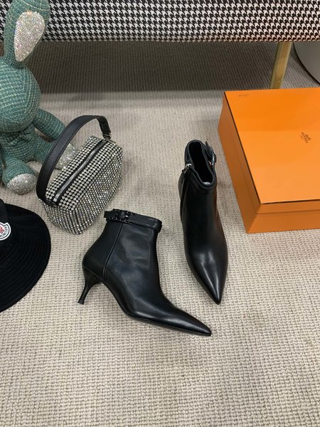 Hermes Boots pointed toe design heel height: 6.0cm