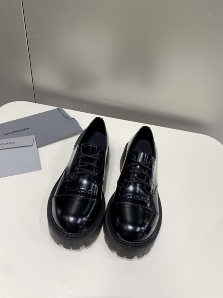 Balenciaga Martin boots Moto style round toe shoes