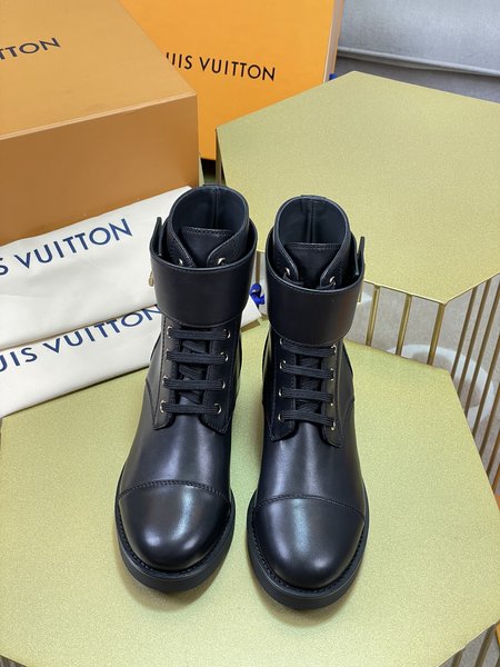 Louis Vuitton Martin boots calfskin