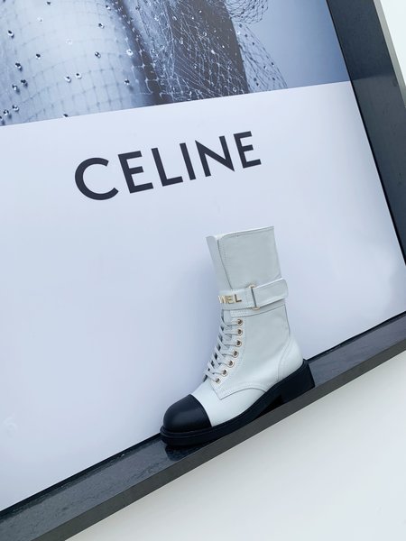 Chanel Cowhide boots lining sheepskin