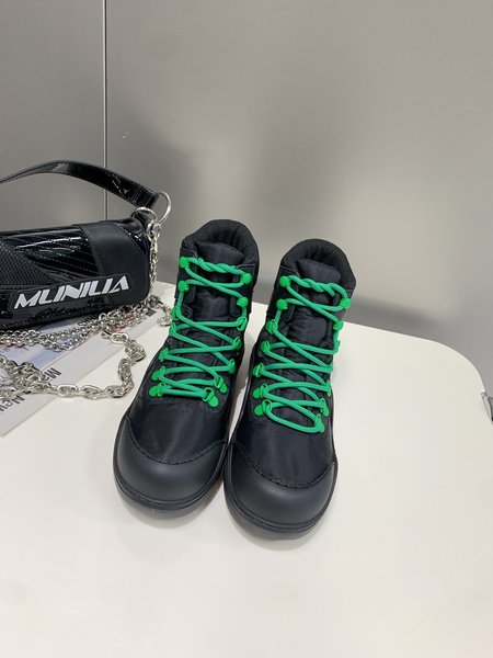 Bottega Hiking boots nylon tarp lining