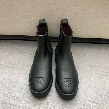 Chanel Short sole round toe CClogo Chelsea women s boots