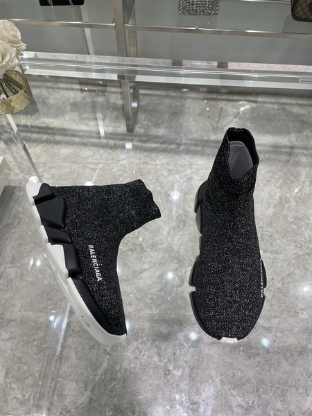 Balenciaga Speed 2.0 sock shoes