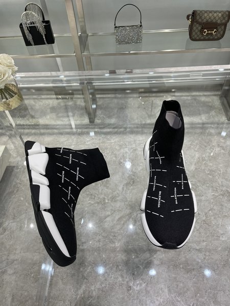 Balenciaga Speed 2.0 sock shoes