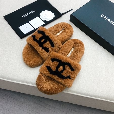 Chanel Wool slippers lamb wool