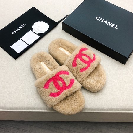 Chanel Wool slippers lamb wool