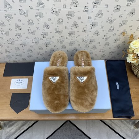 Prada Triangle buckle wool slippers pure wool