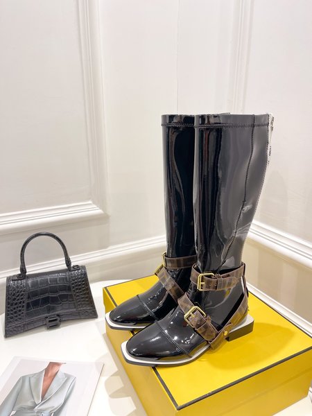 Fendi Boots elastic leather