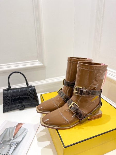 Fendi Boots elastic leather