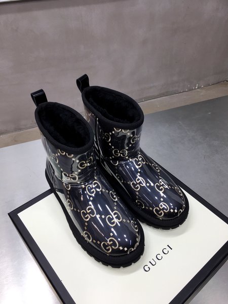 Gucci Velvet snow boots silk