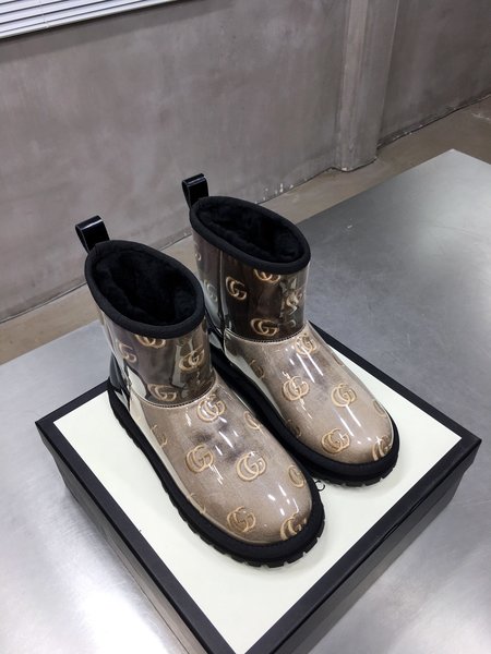 Gucci Velvet snow boots silk