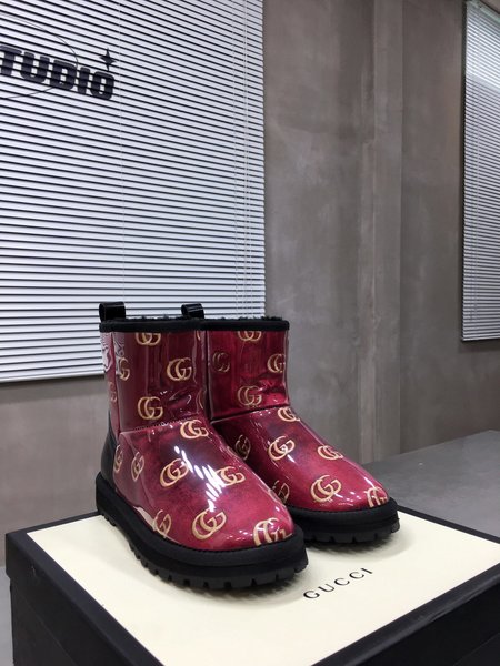 Gucci Velvet snow boots silk