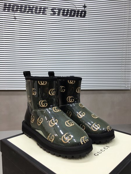 Gucci Velvet snow boots silk