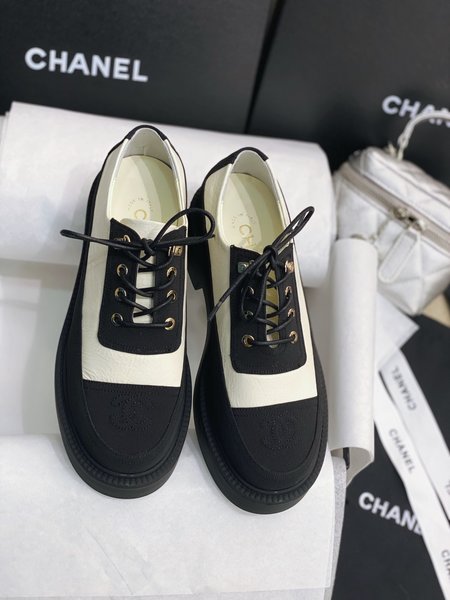 Chanel CC lace-up platform loafers