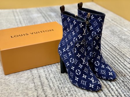 Louis Vuitton classic printed woolen boots