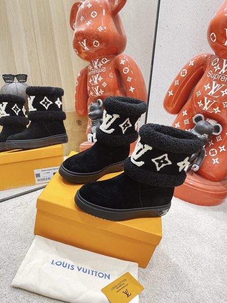 Louis Vuitton Snow boots calfskin lining wool