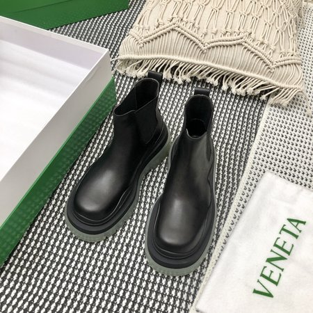 Bottega Veneta Mid Color Chelsea Boots